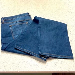 Bootcut blue jeans/size 16